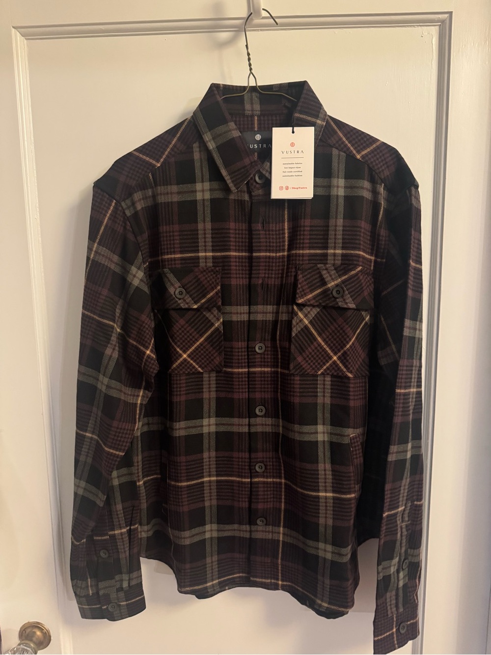 Men's Plaid Button-Up Shirt in Dark Brown and Olive